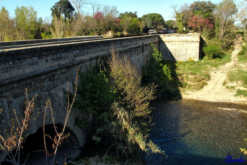 2015-04-07 173 Pont sur la Cesse.jpg